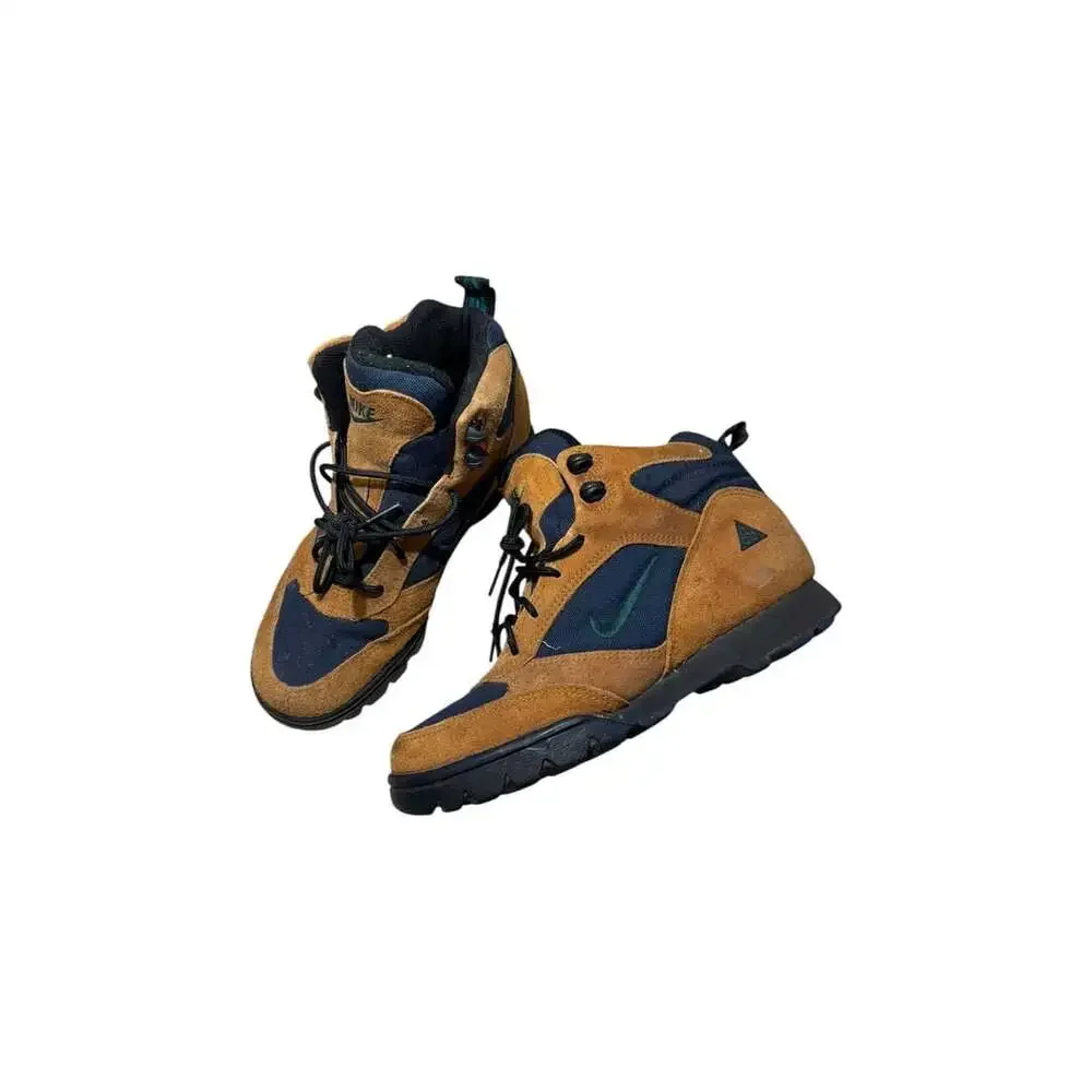 Nike ACG Vintage Hiking Boots Size 8.5 Brown Suede Trail Shoes